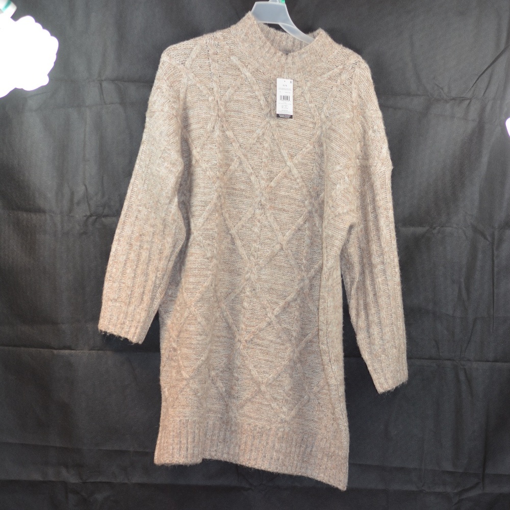 Beige Long Sweater SZ XL NWT